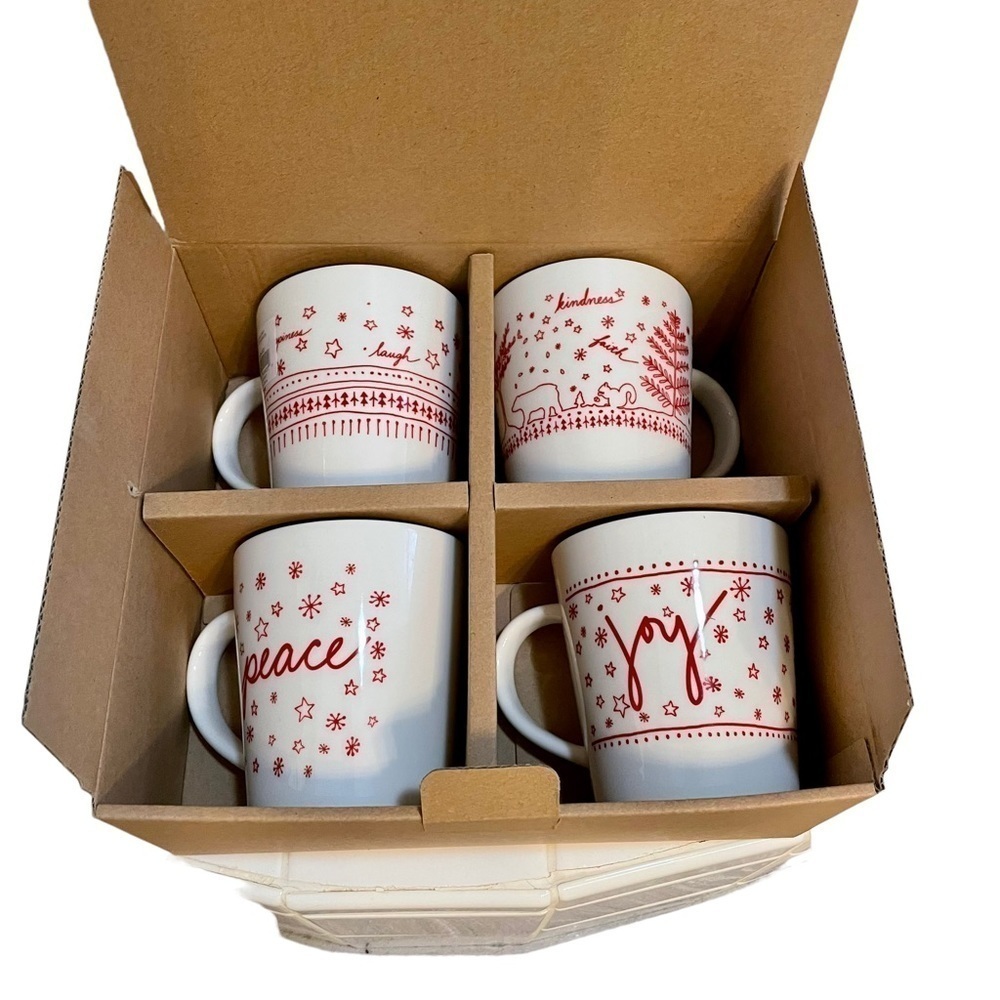 Royal Doulton with Ellen DeGeneres set of four white and red holiday drink mugs - Picture 2 of 15